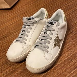 Golden Goose Super Star Sneakers